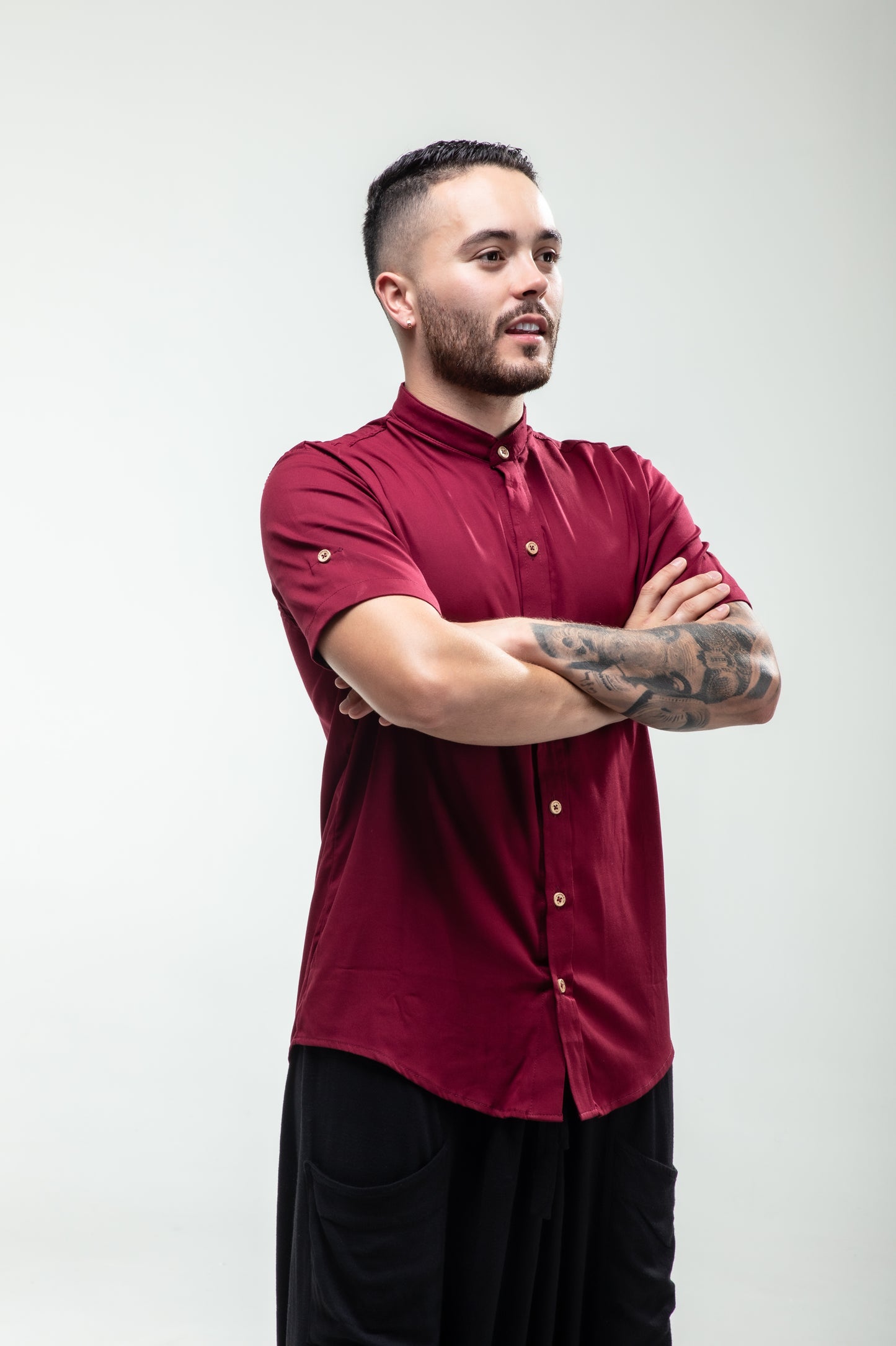 Camisa Básica Manga Corta Vino