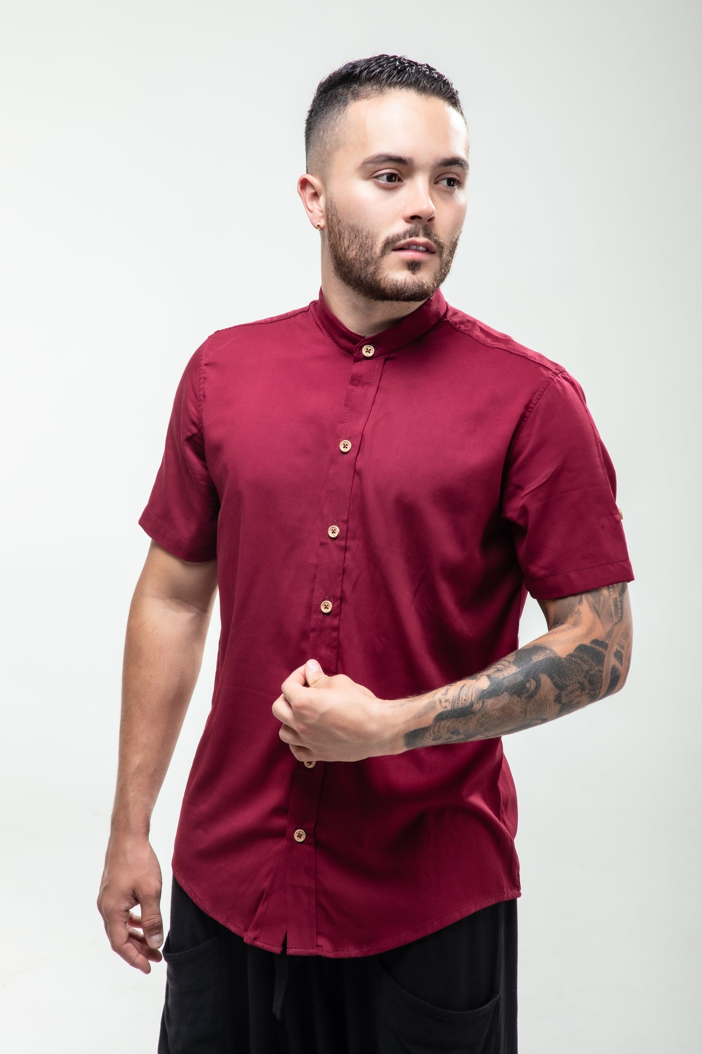 Camisa Básica Manga Corta Vino