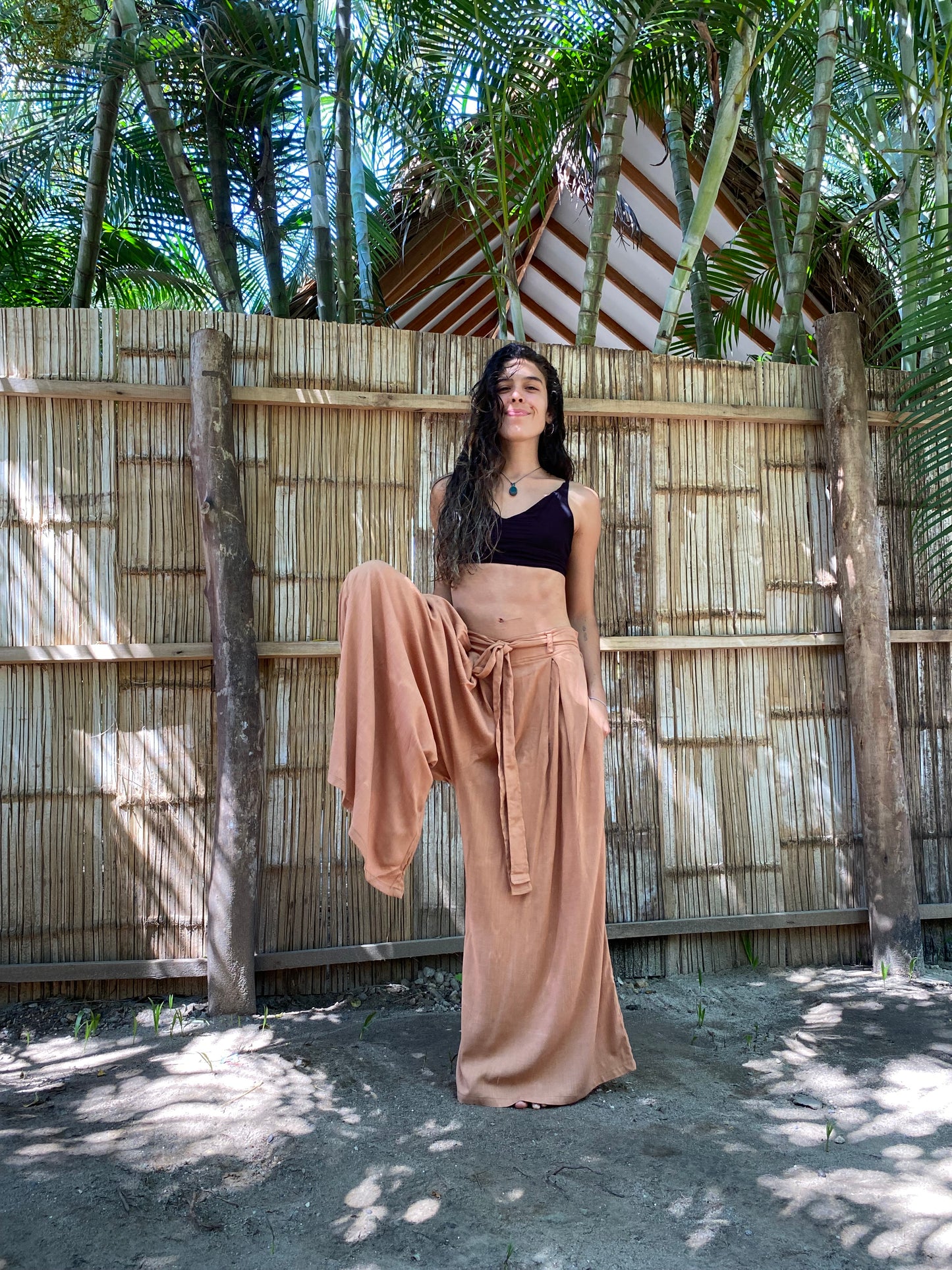 Pantalón Relajado Almendra