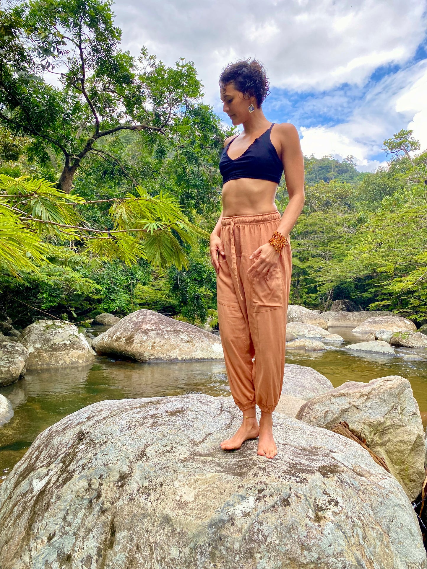 Aladino Unisex Almendra