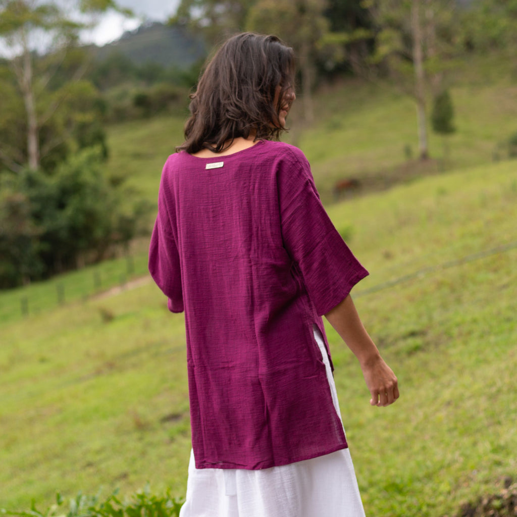 Blusón Aura — Vino Magenta