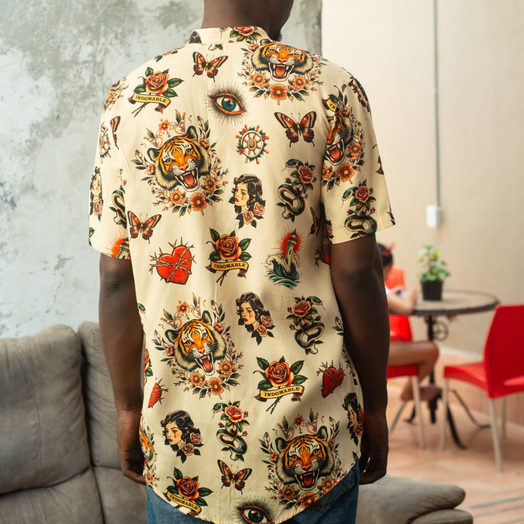 Camisa Cuello Mao Corazón Indomable