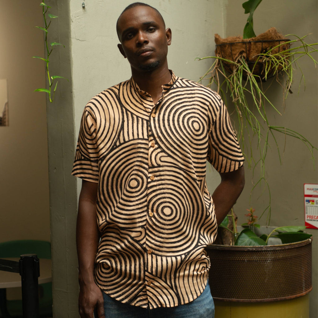 Camisa Cuello Mao Origen Espiral