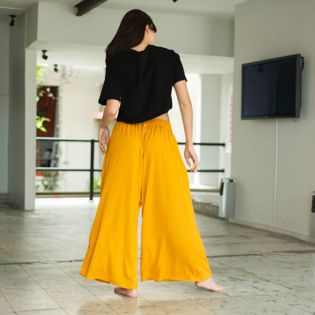 Pantalón Relajado — Amarillo Solar
