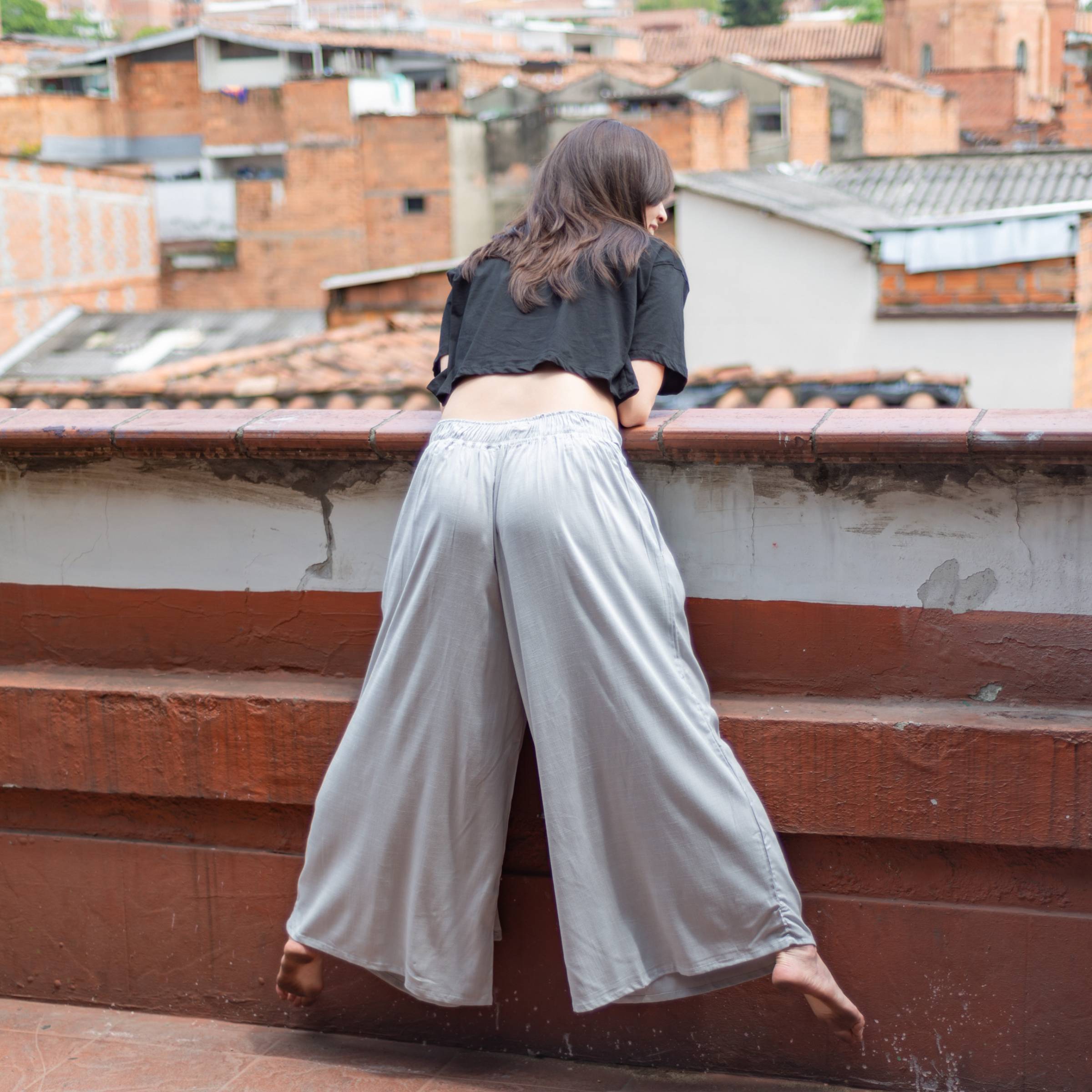 Pantalón Relajado — Gris Plata