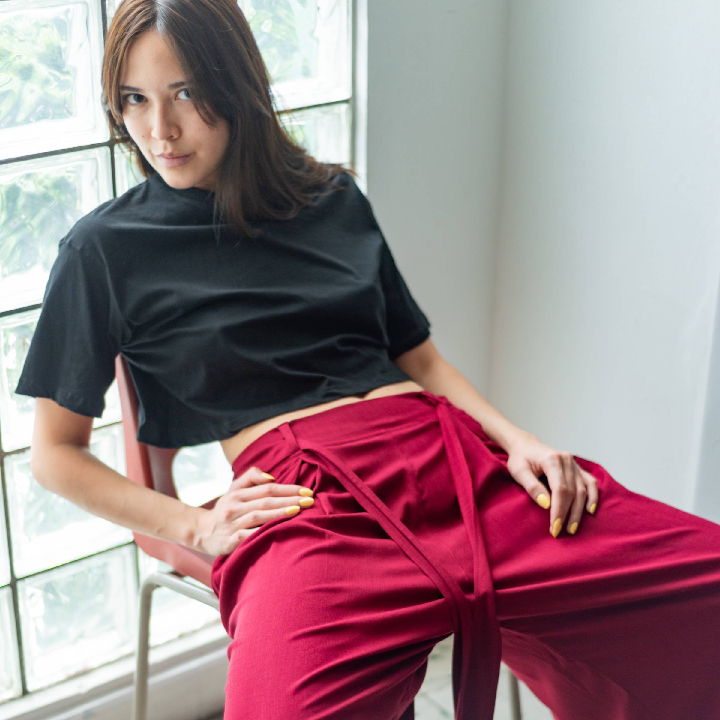Pantalón Relajado — Vino
