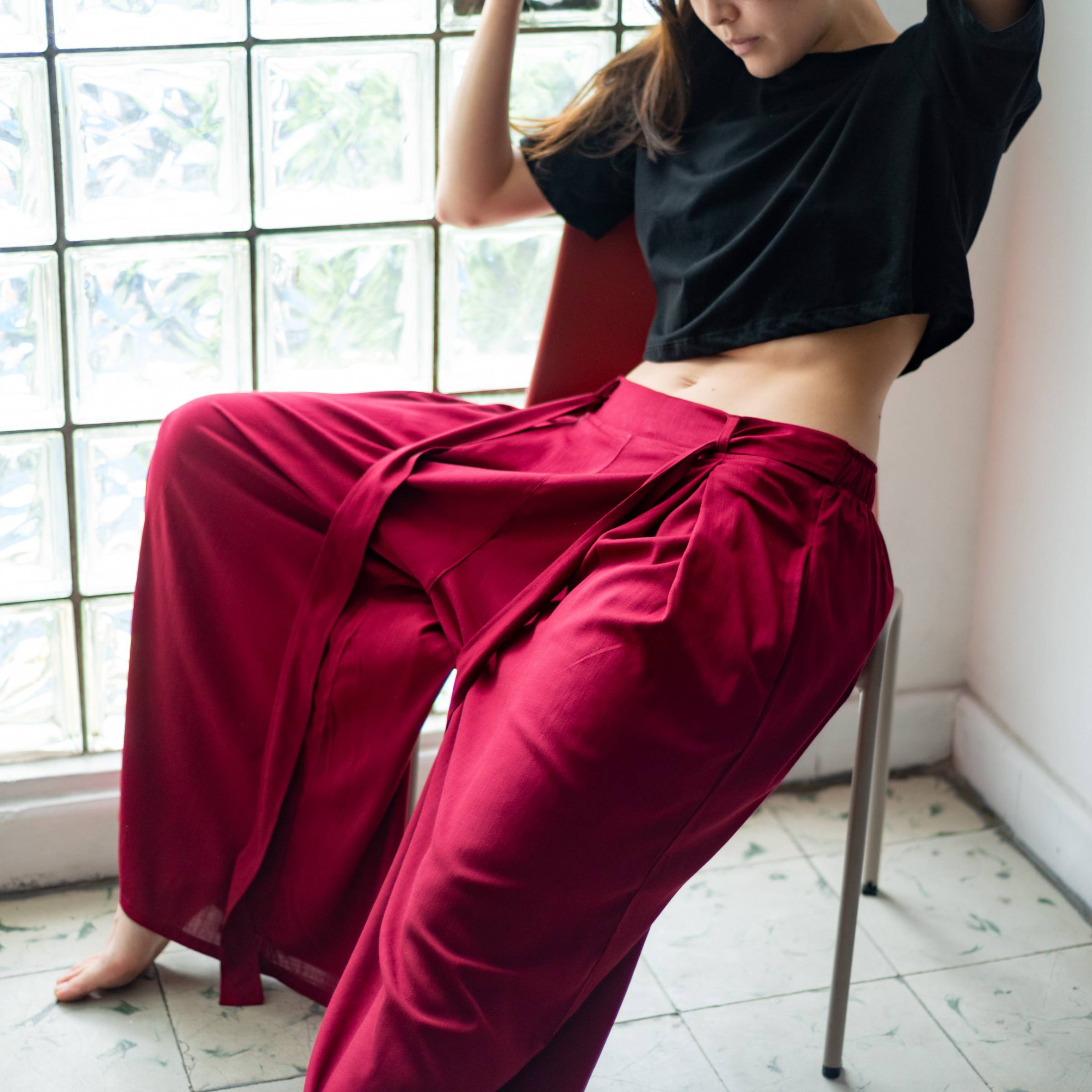 Pantalón Relajado — Vino