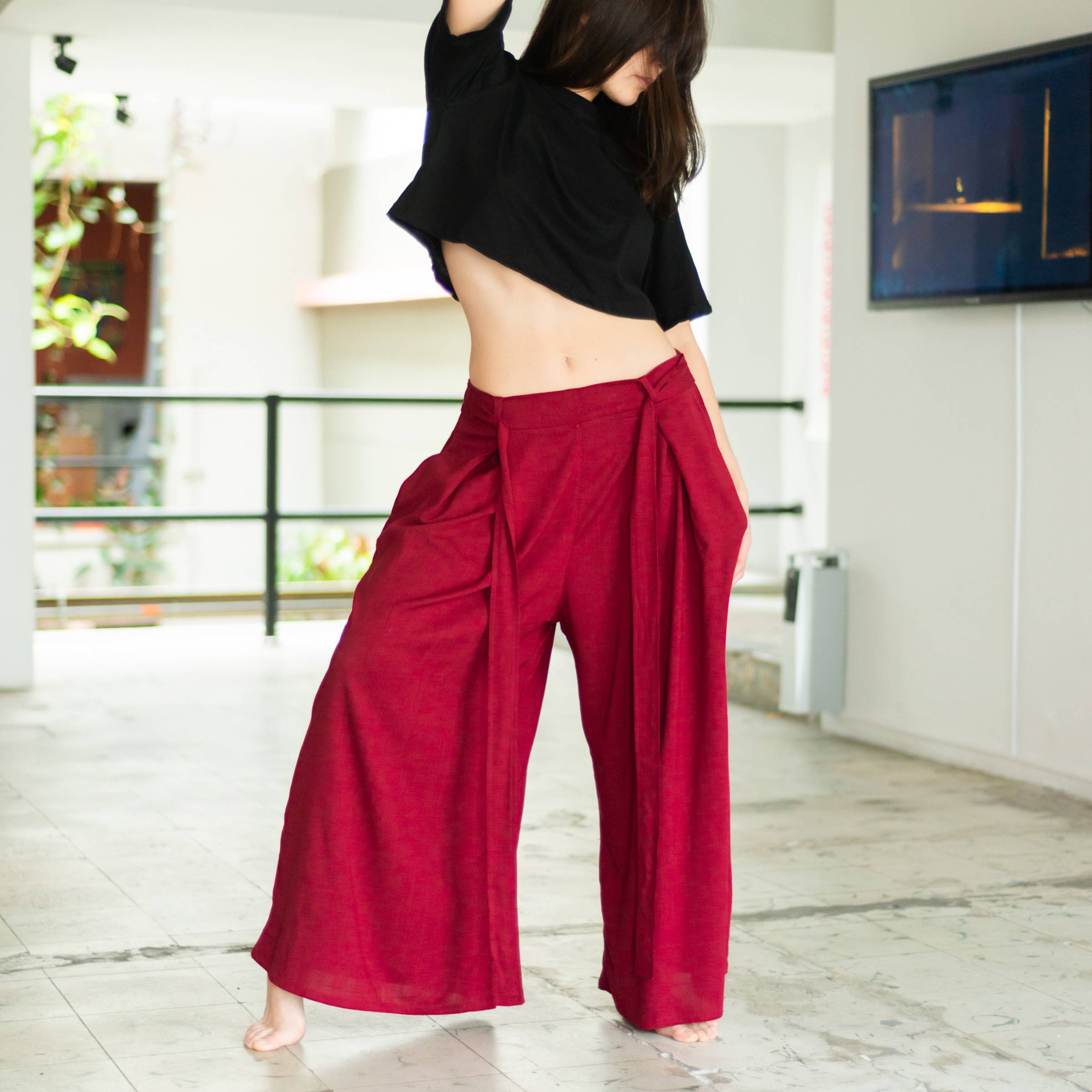 Pantalón Relajado — Vino