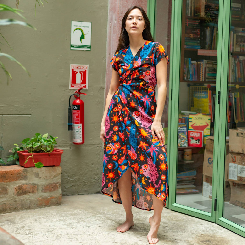 Vestido Cruzado — Jaguar Cósmico