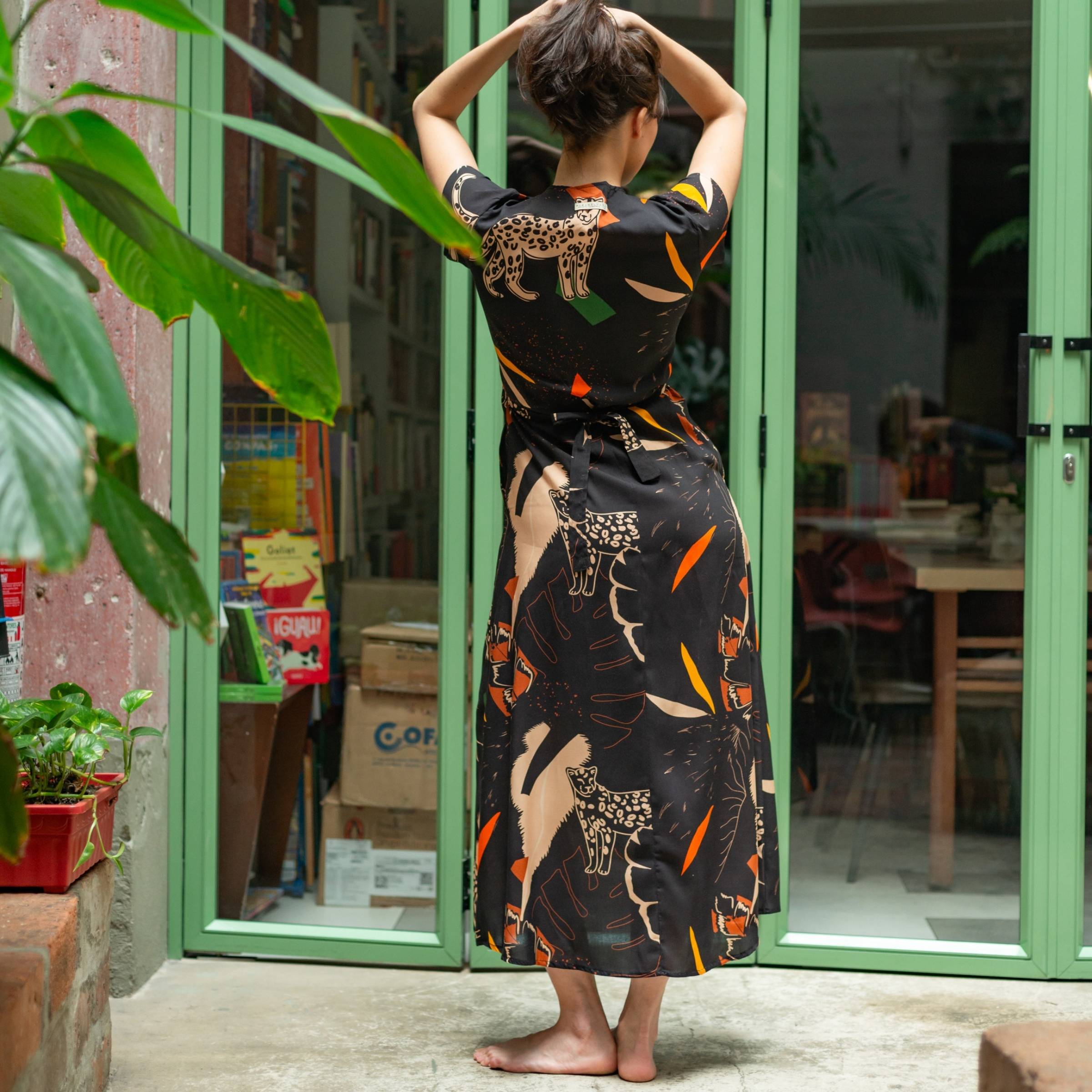 Vestido Cruzado — Jaguar Fragmentado