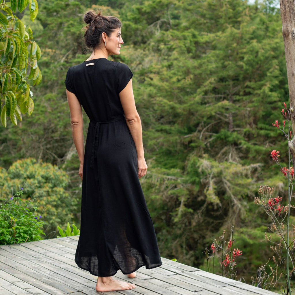 Vestido Cruzado — Negro
