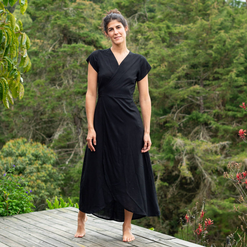 Vestido Cruzado — Negro