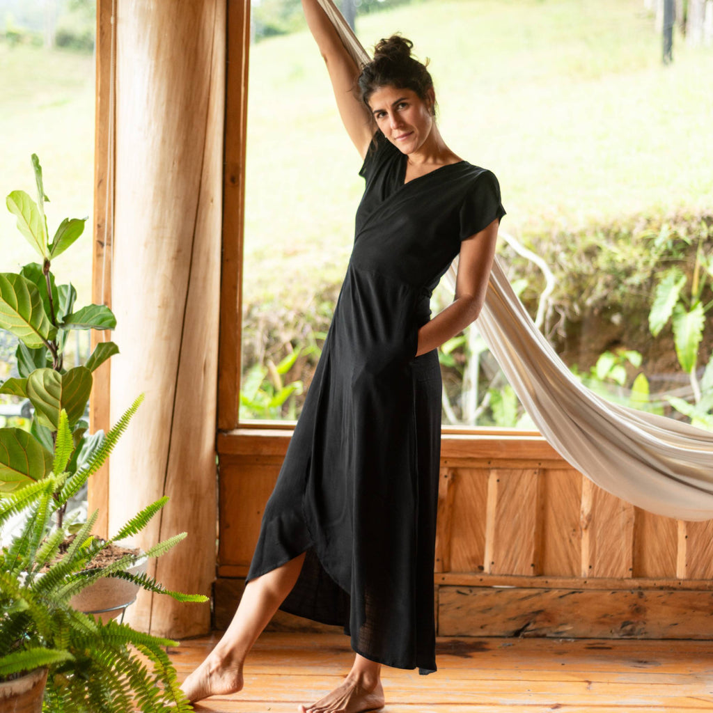 Vestido Cruzado — Negro