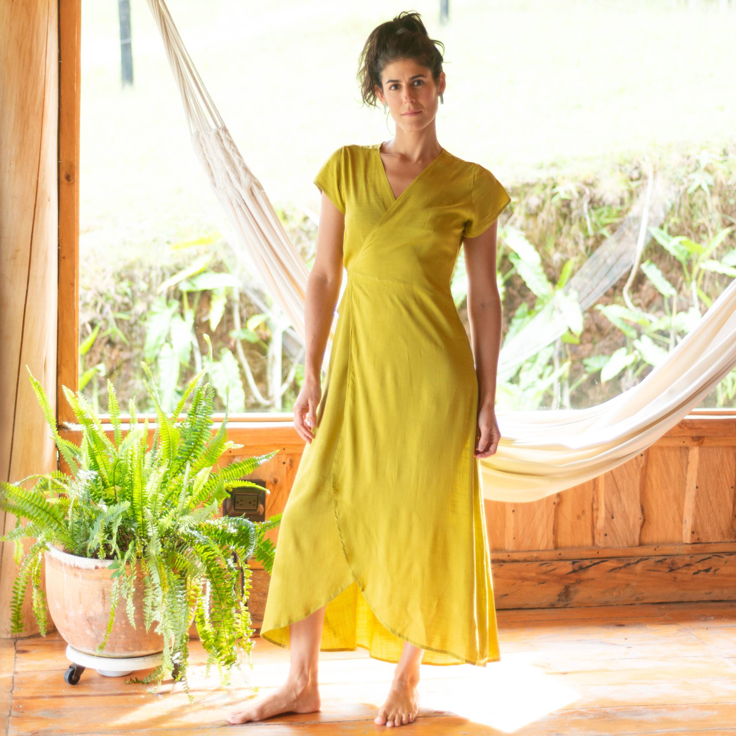 Vestido Cruzado — Verde Oliva